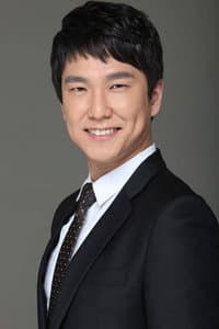 정동근