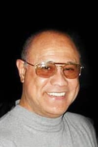 Robert Apisa