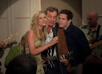 Dennis e Dee Ganham um Novo Pai