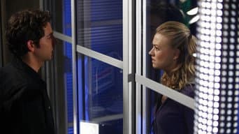 Chuck Contra O Herói Americano