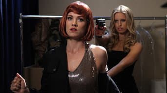 Chuck Contra A Valise