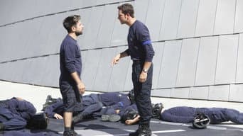 Chuck Contra As Pontas Clareadas